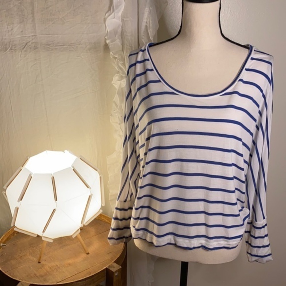 BCBGMAXAZRIA Striped‎ Long Sleeve Boat Neck T-Shirt Size Small